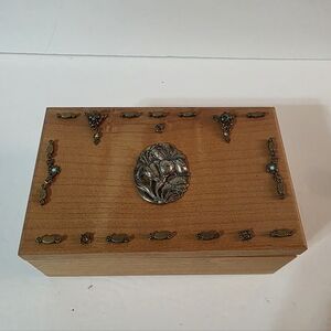 Upcycled Wooden Jewelry Trinket Box